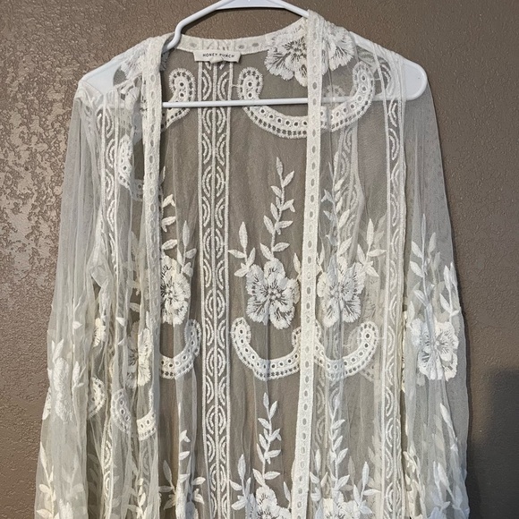 lace cover-up honey punch Brand - Picture 3 of 8